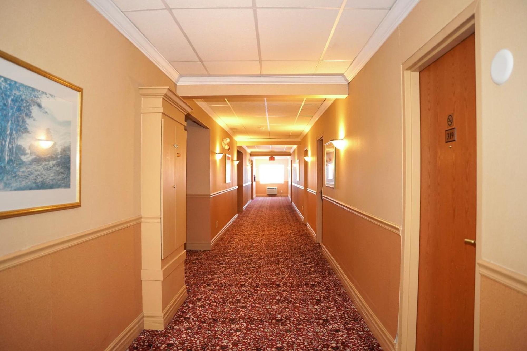 The Glengate Hotel & Suites Niagara Falls Exterior photo